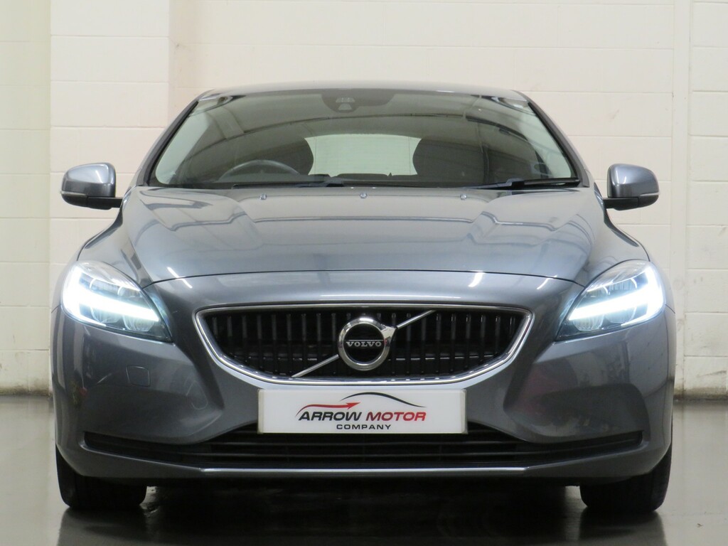 Volvo V40 Hatchback 2.0 T2 Gpf Momentum Euro 6 Ss 20 Grey #6
