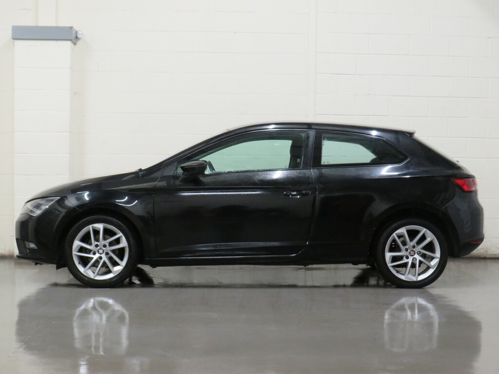 Seat Leon Hatchback 1.6 Tdi Cr Se Sport Coupe Euro 5 Ss 3 SD64VUK Black #6
