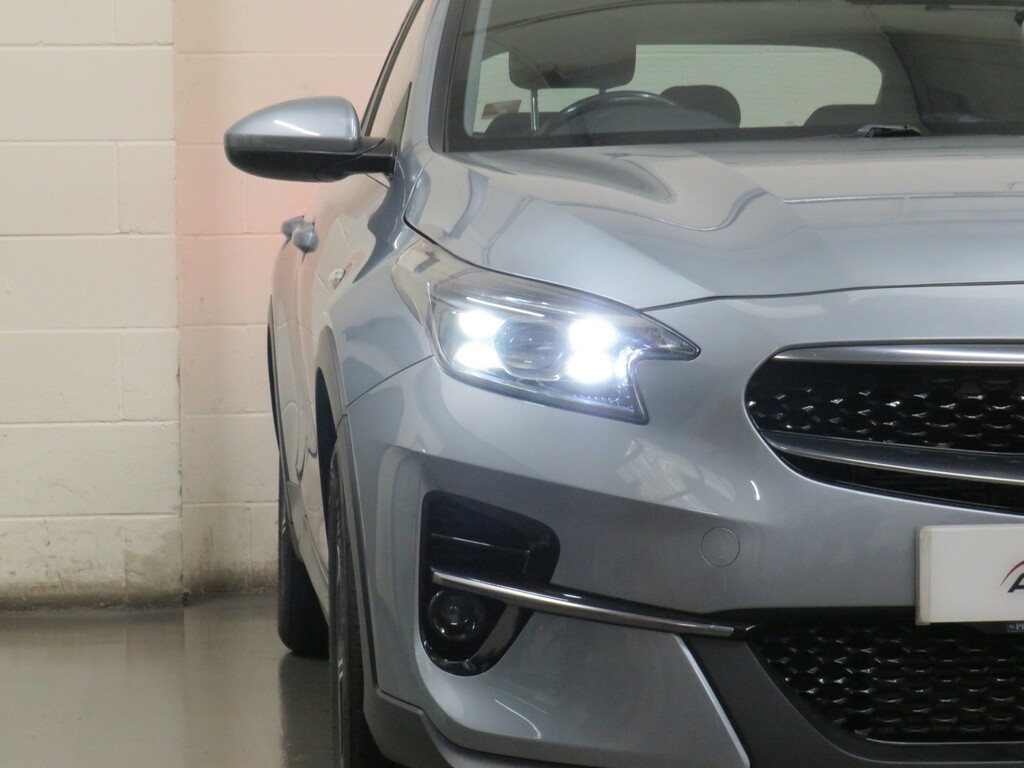Kia Xceed Suv 1.6 Crdi 2 Euro 6 Ss 202070 LG70FWN Silver #6