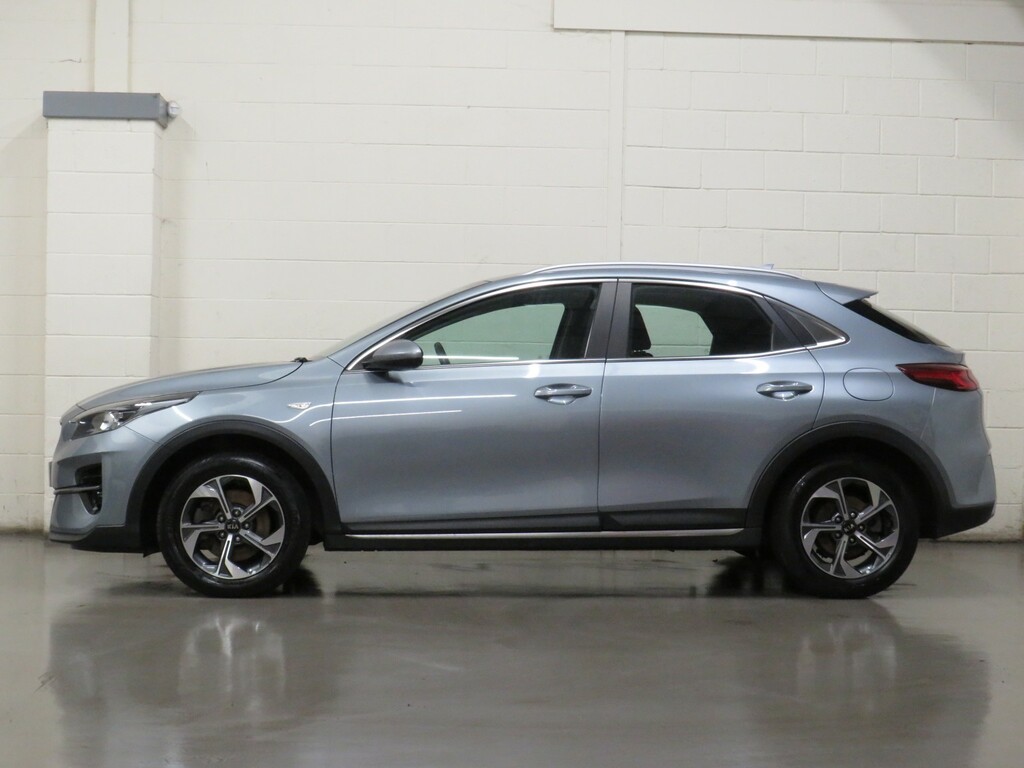 Kia Xceed Suv 1.6 Crdi 2 Euro 6 Ss 202070 LG70FWN Silver #2
