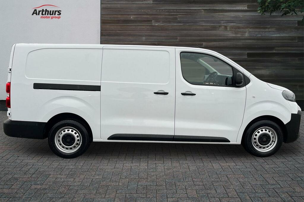 Peugeot Expert Bluehdi Professional L2 CY75HDV White #2