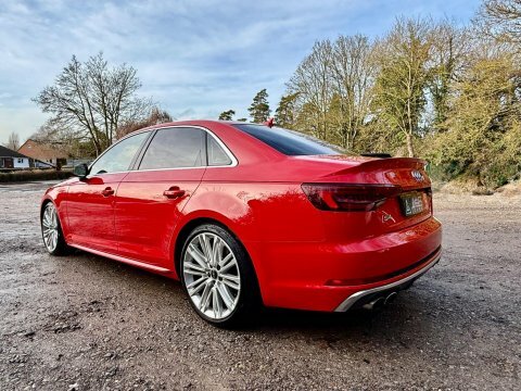 Audi S4 3.0 Tfsi V6 MF68KYR Red #3