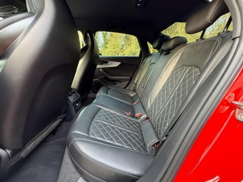 Audi S4 3.0 Tfsi V6 MF68KYR Red #4