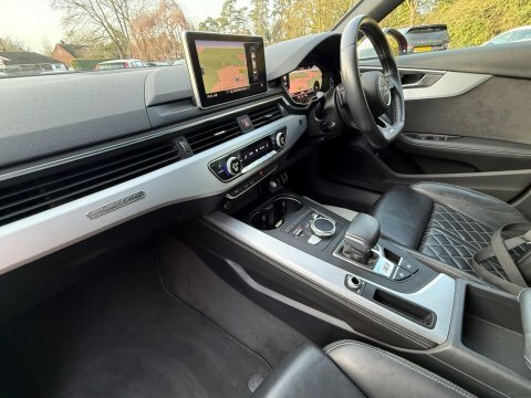 Audi S4 3.0 Tfsi V6 MF68KYR Red #2
