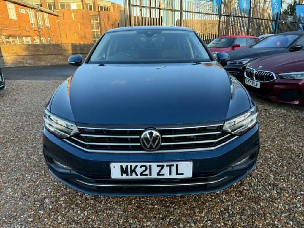 Volkswagen Passat Saloon 1.5 Tsi Evo Sel Dsg Euro 6 Ss 2021 MK21ZTL Blue #2
