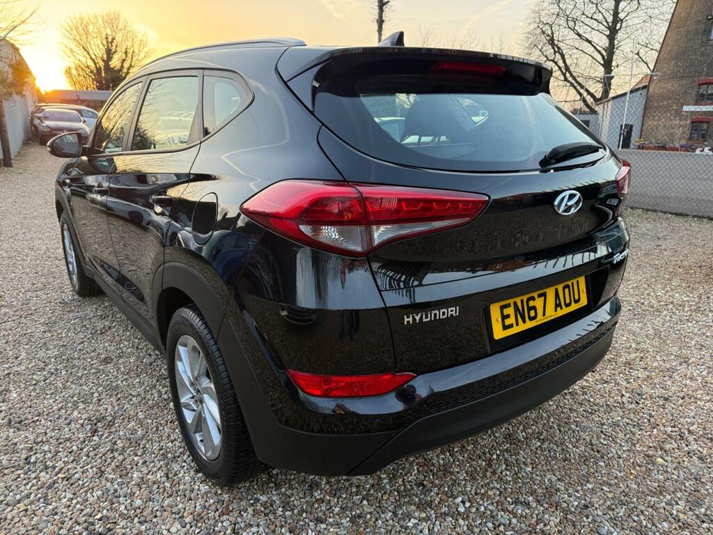 Hyundai Tucson Suv 1.7 Crdi Blue Drive Se Dct Euro 6 Ss 2 EN67AOU Black #6