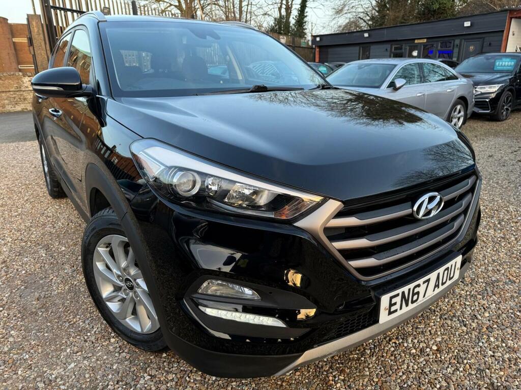 Hyundai Tucson Suv 1.7 Crdi Blue Drive Se Dct Euro 6 Ss 2 Black