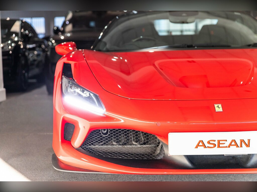 Ferrari F8 Spider Spider 2-Door Red #2