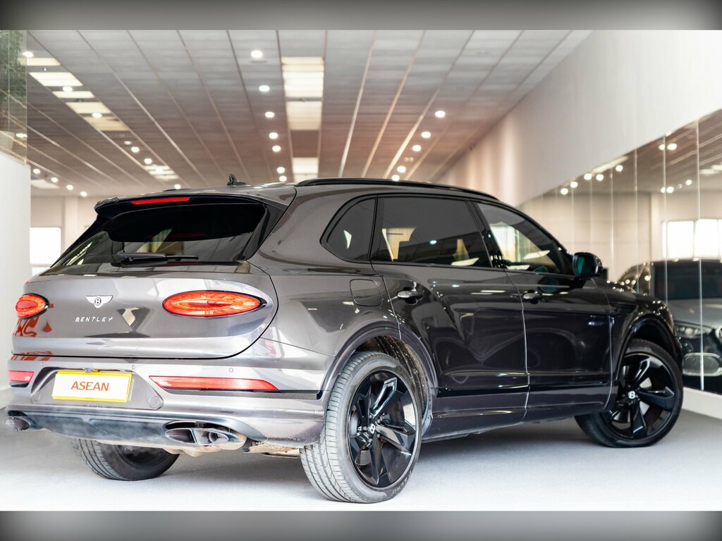 Bentley Bentayga V8 Ewb 5-Door Grey #4