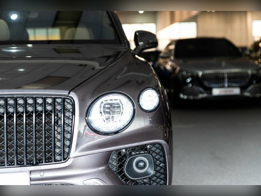 Bentley Bentayga V8 Ewb 5-Door Grey #3