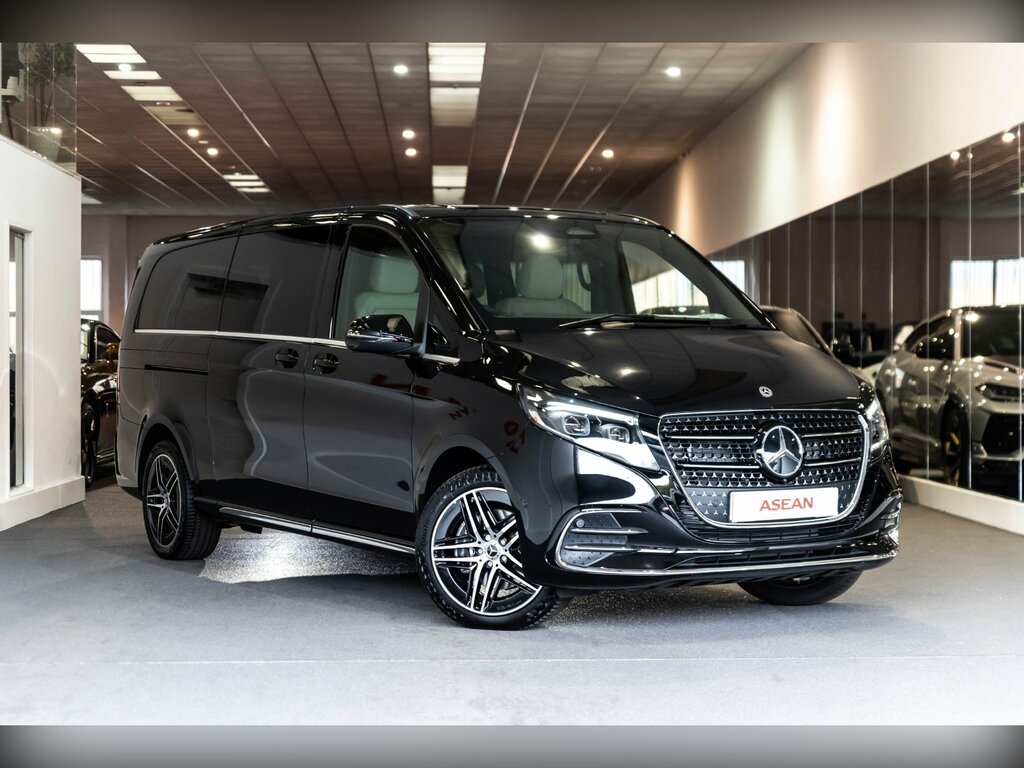 Mercedes-Benz V Class V300 Xlwb Amg Line Black