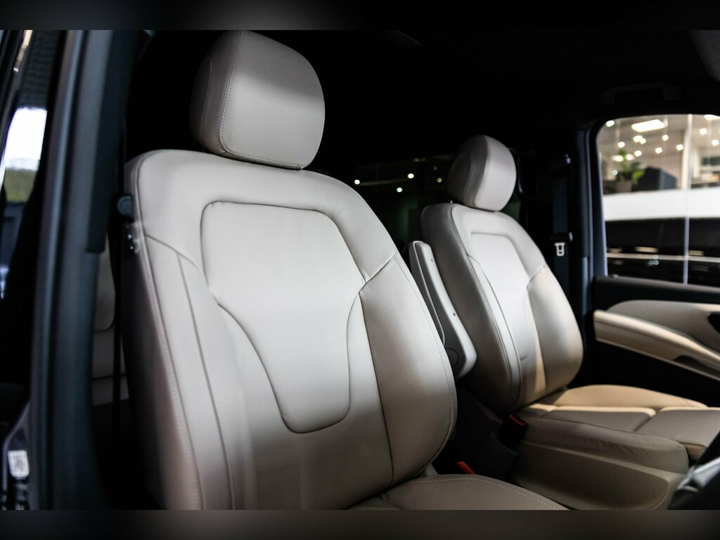Mercedes-Benz V Class V300 Xlwb Amg Line  Black #6