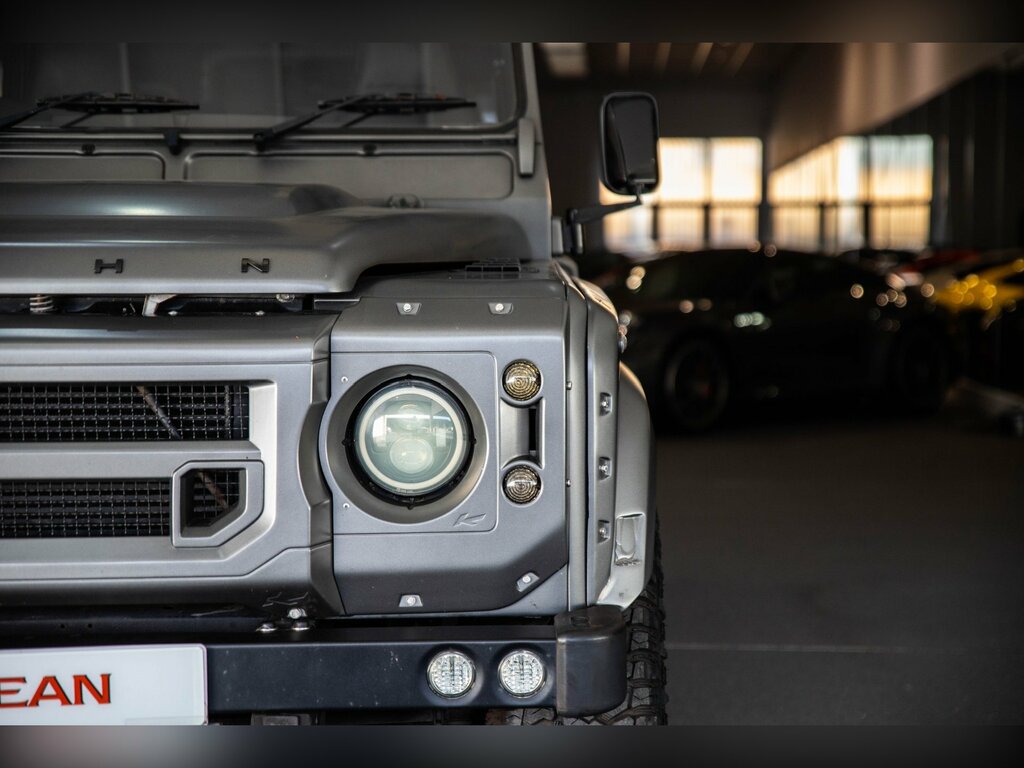 Land Rover Defender 110 Td Station Wagon VU14CKK Green #3