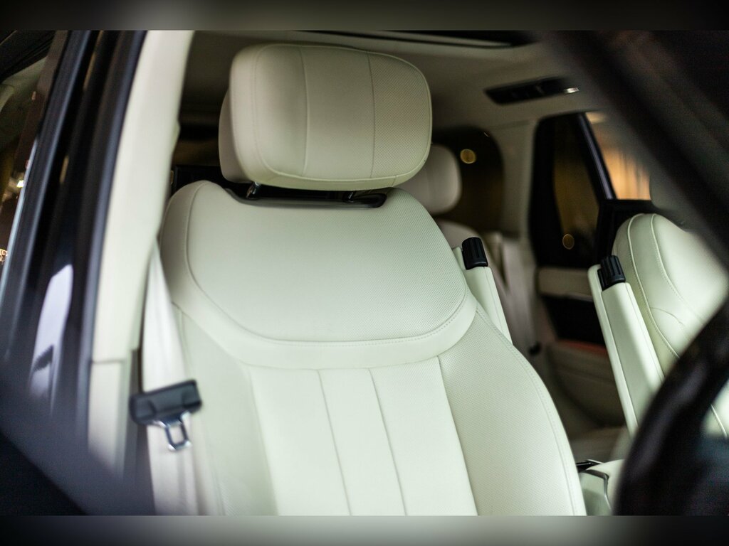 Land Rover Range Rover Lwb P400 Mhev Black #2