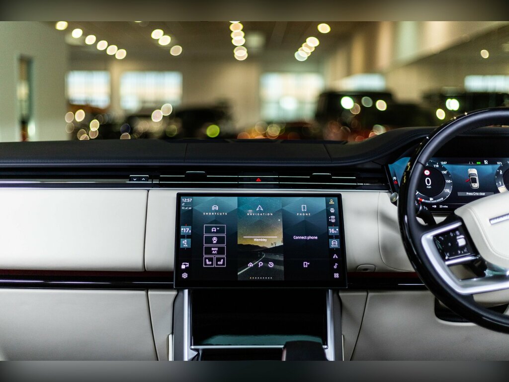 Land Rover Range Rover Lwb P400 Mhev Black #4