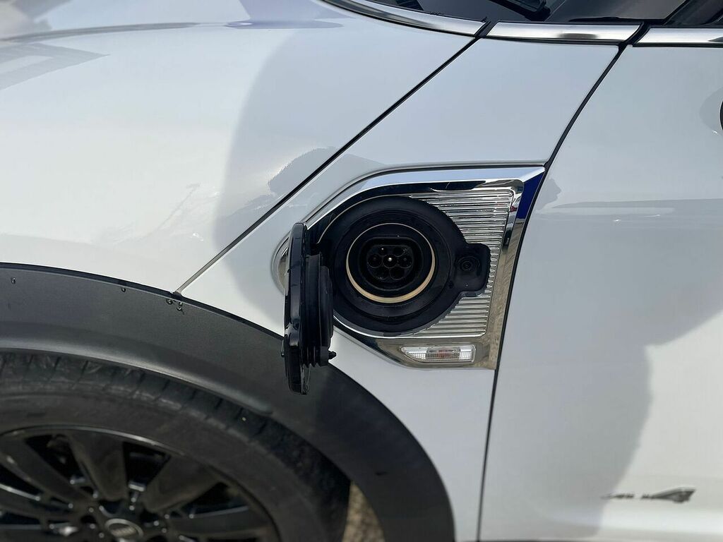 Mini Countryman Cooper Se Classic YG19BKT White #5