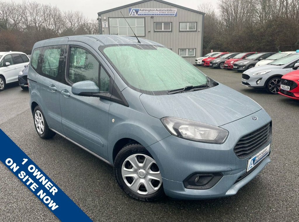 Ford Tourneo Courier 1.5L Zetec Blue