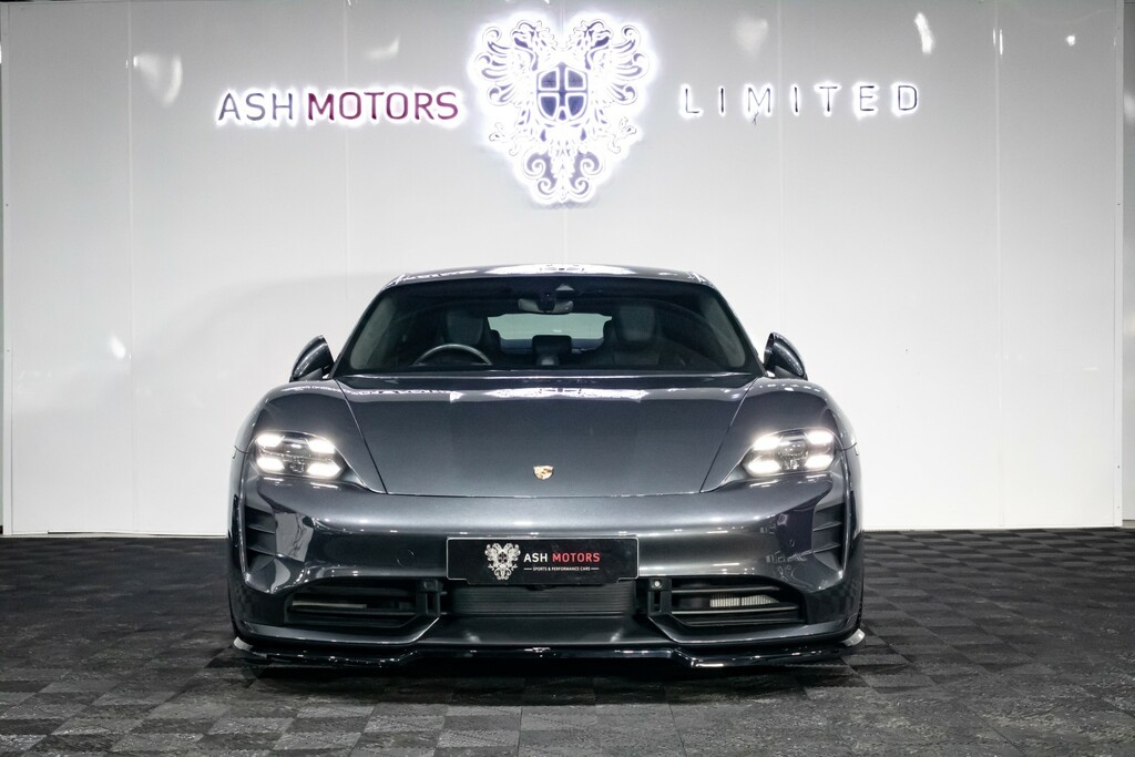 Porsche Taycan Performance Plus 93.4Kwh Turbo MC70UGX Grey #5