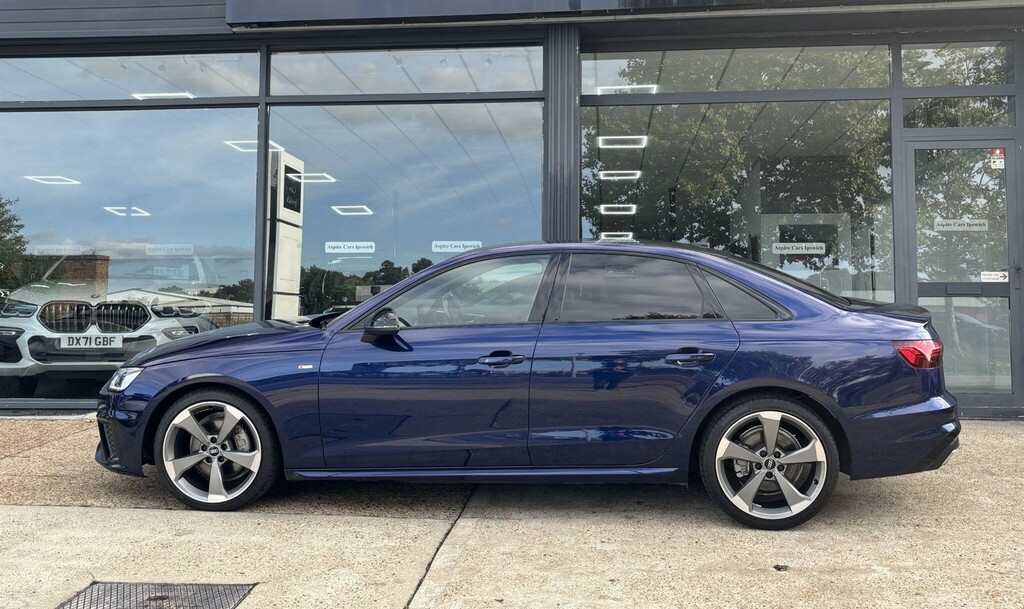 Audi A4 2.0 Tdi 35 Black Edition S Tronic Euro 6 Ss SG71PLN #4