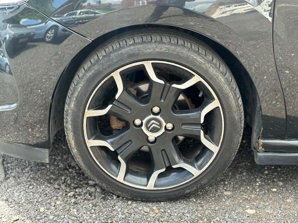 Citroen DS3 1.6 E-hdi Airdream Dsport Plus Euro 5 Ss KM06FAT Black #5