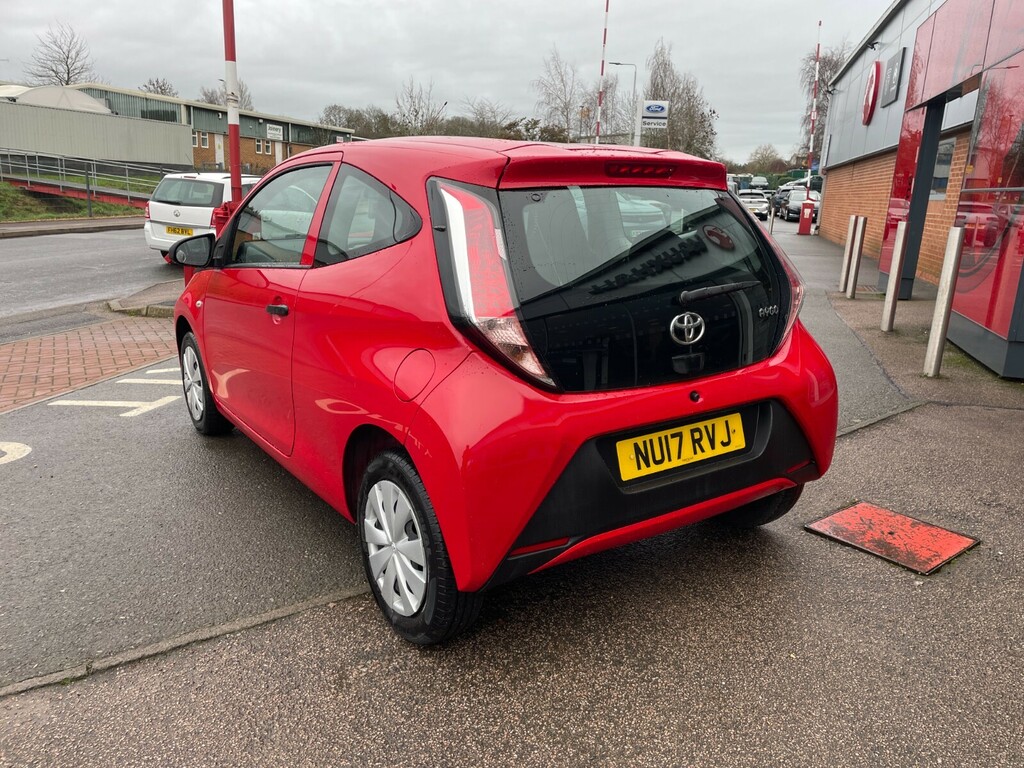 Toyota Aygo X X 1.0 Vvt-i 68Ps NU17RVJ Red #3