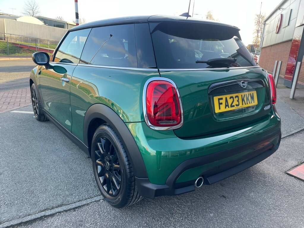Mini Hatch Cooper Classic 1.5 136Ps FA23KKM Green #3