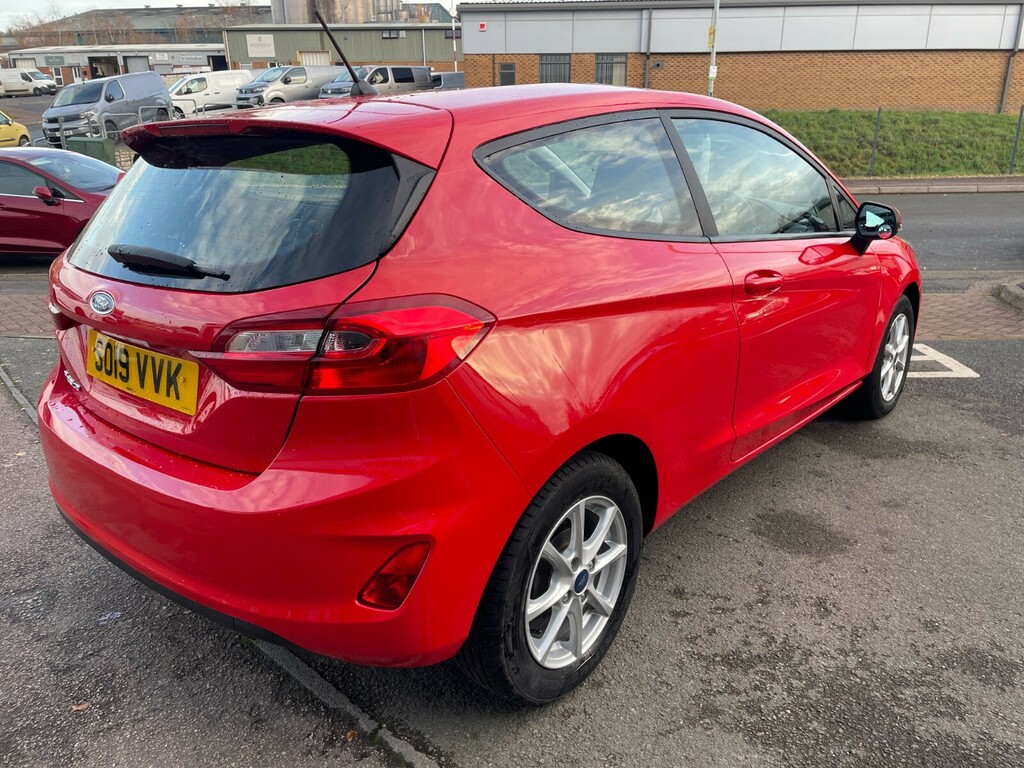 Ford Fiesta Zetec 1.1 Ti-vct 85Ps SO19VVK Red #5