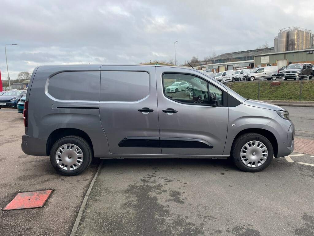 Vauxhall Combo XL Pro 2300 1.5Td 130Ps FH75YMO Grey #6