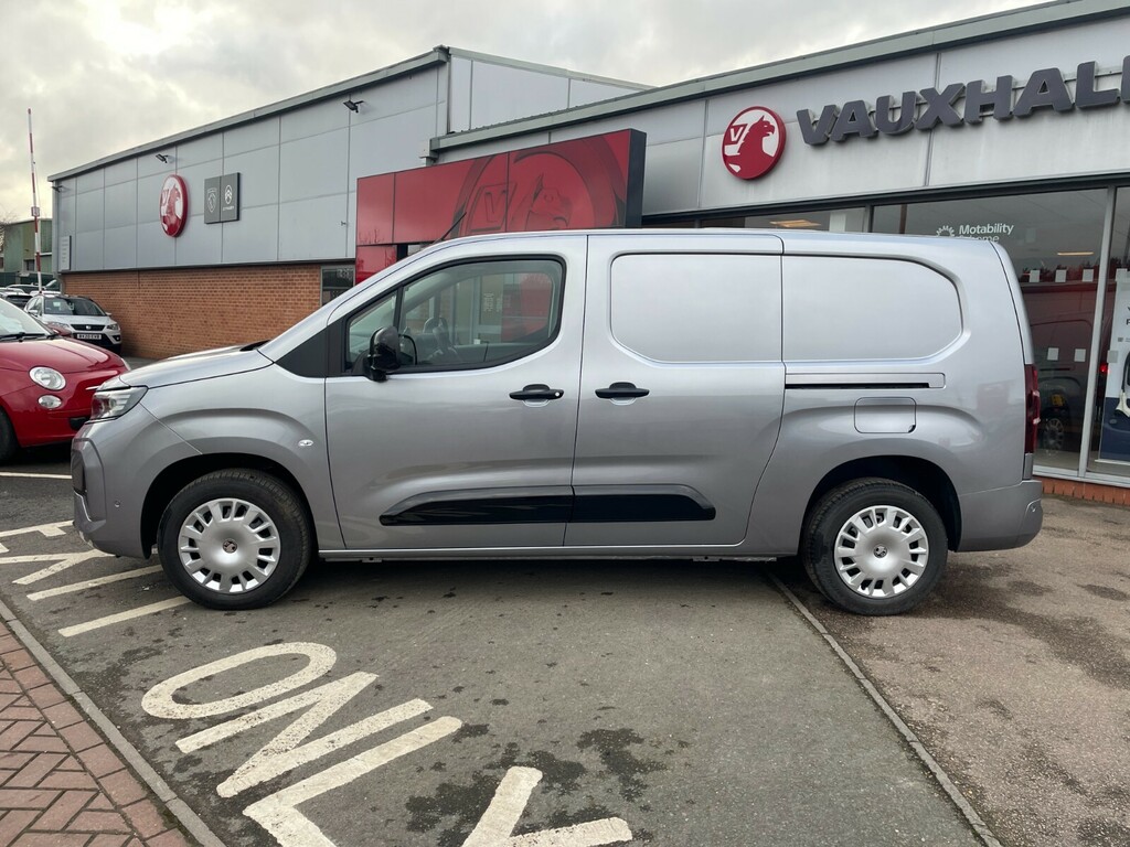 Vauxhall Combo XL Pro 2300 1.5Td 130Ps FH75YMO Grey #2