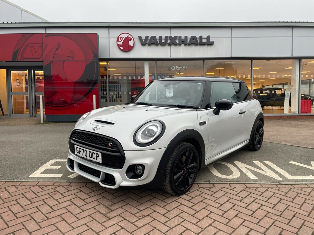 Mini Hatch Cooper S Sport 2.0 192Ps Steptronic With White