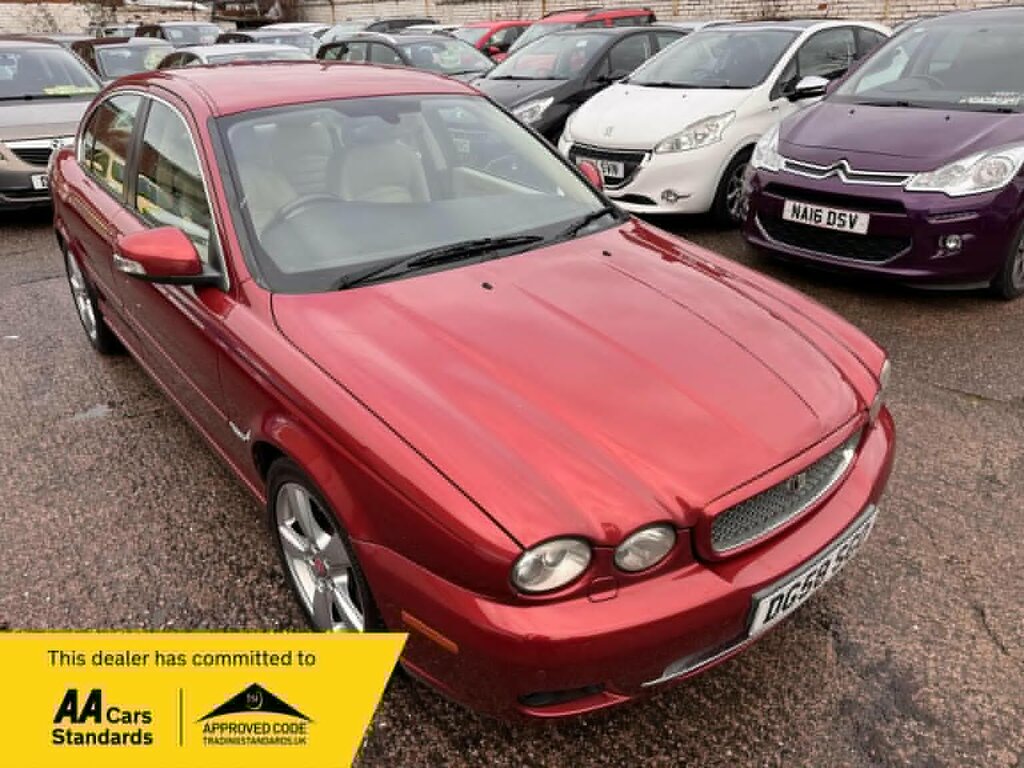 Jaguar X-Type Saloon 2.2D Dpf Se 200858 Red