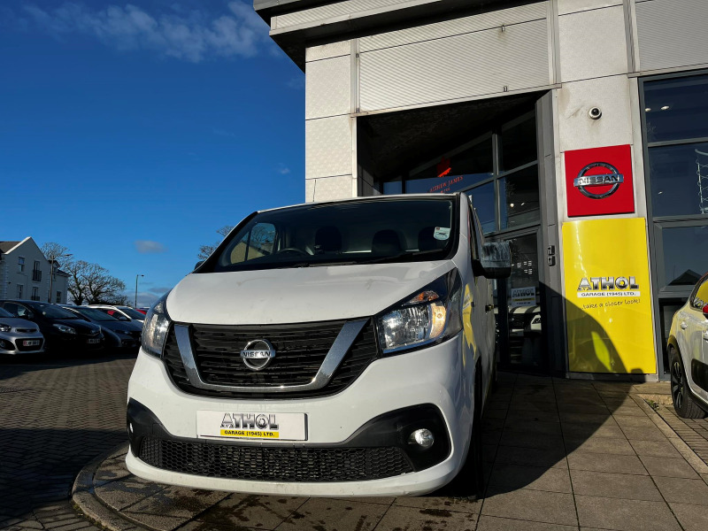 Nissan NV300 L2 H1 95 2.9T Acenta White