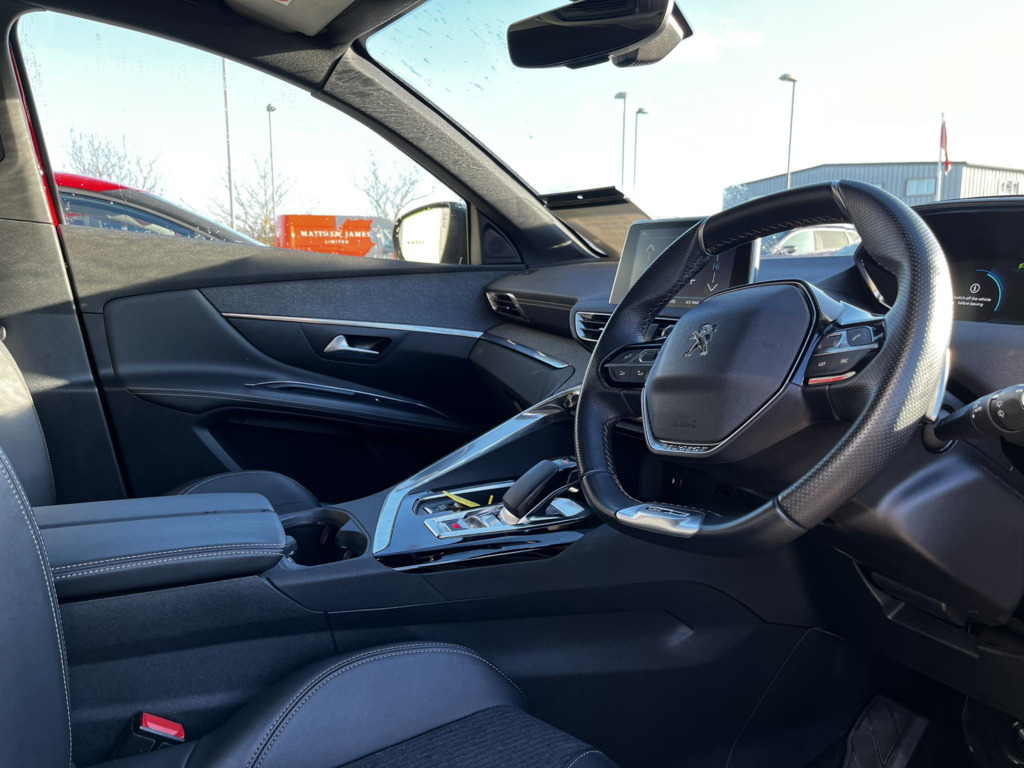 Peugeot 3008 Gt Line Phev PMN580T Red #4