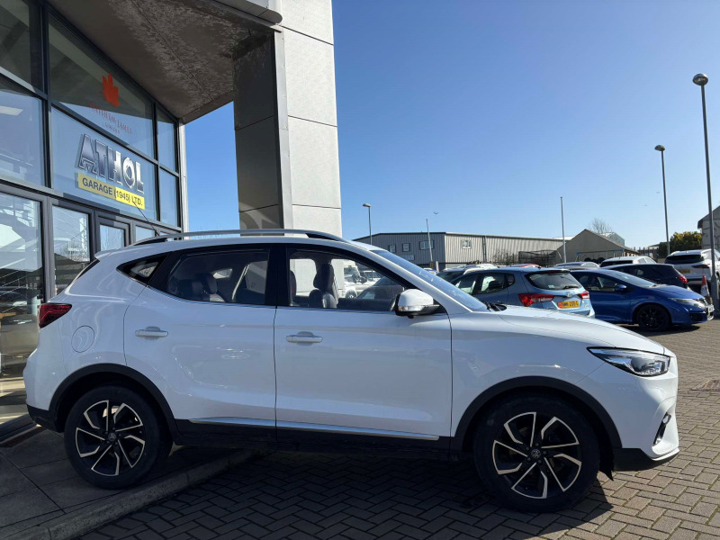 MG ZS Exclusive RMN208G White #2