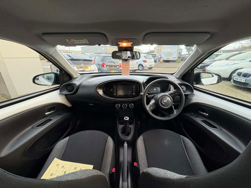Toyota Aygo X X Pure Vvt-i RMN464R White #5