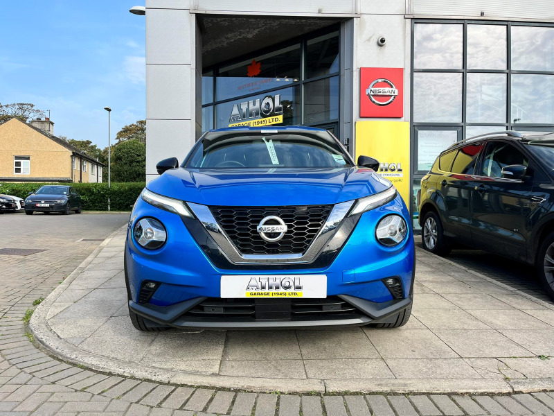 Nissan Juke 1.0 Dig-t Tekna Blue