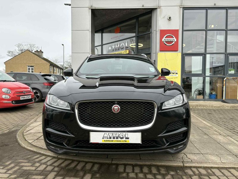 Jaguar F-Pace Prestige Black