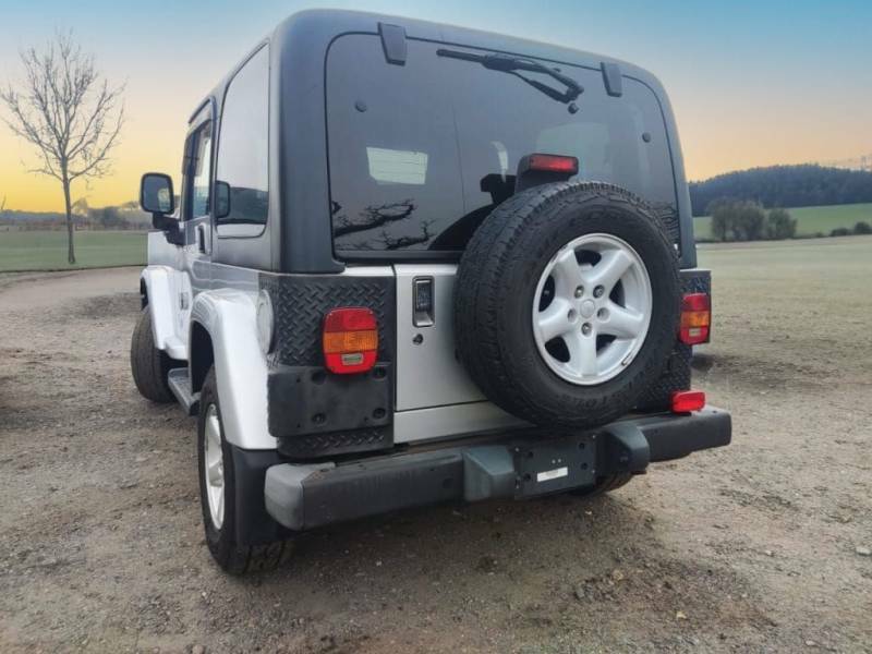 Jeep Wrangler Sahara - 2007 07 Silver #4