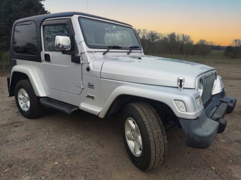 Jeep Wrangler Sahara - 2007 07 Silver