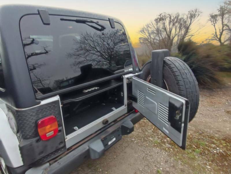 Jeep Wrangler Sahara - 2007 07 Silver #6