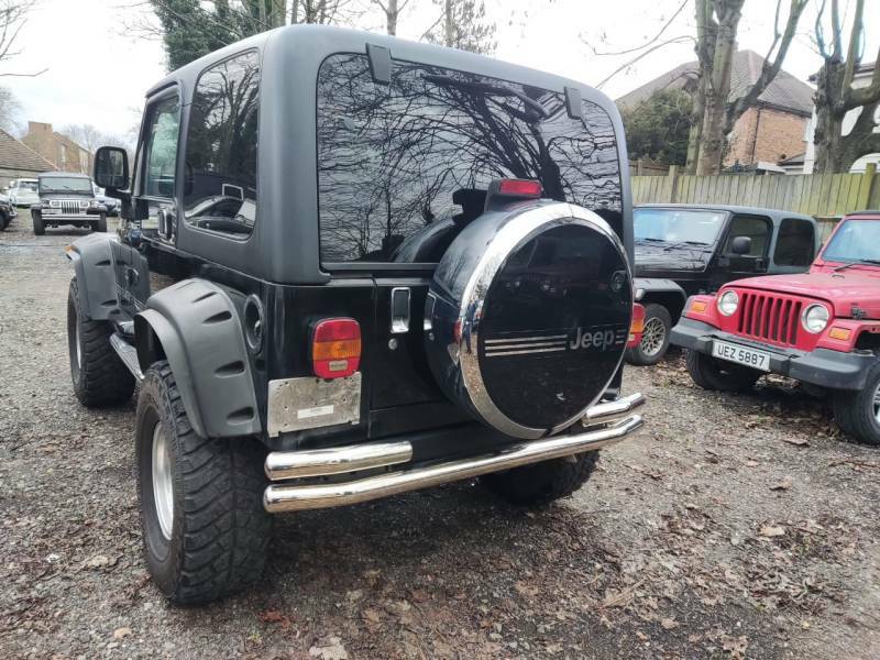 Jeep Wrangler Sahara Plus - 2005 05 Black #5
