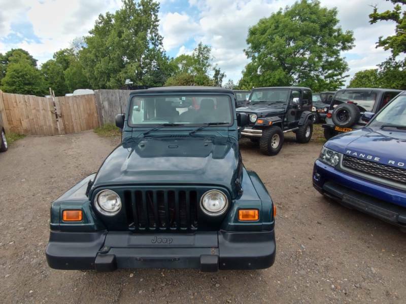 Jeep Wrangler Sahara - 2005 05 Green #3