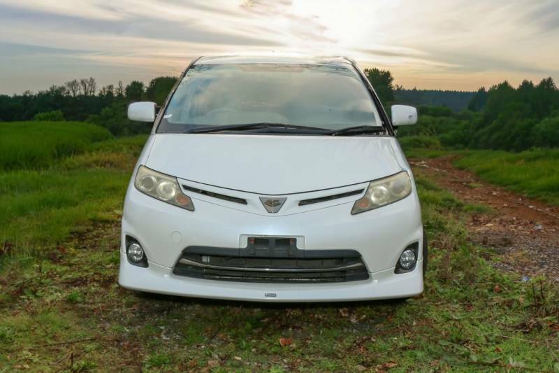 Toyota Estima Aeras - 2009 09 White #3