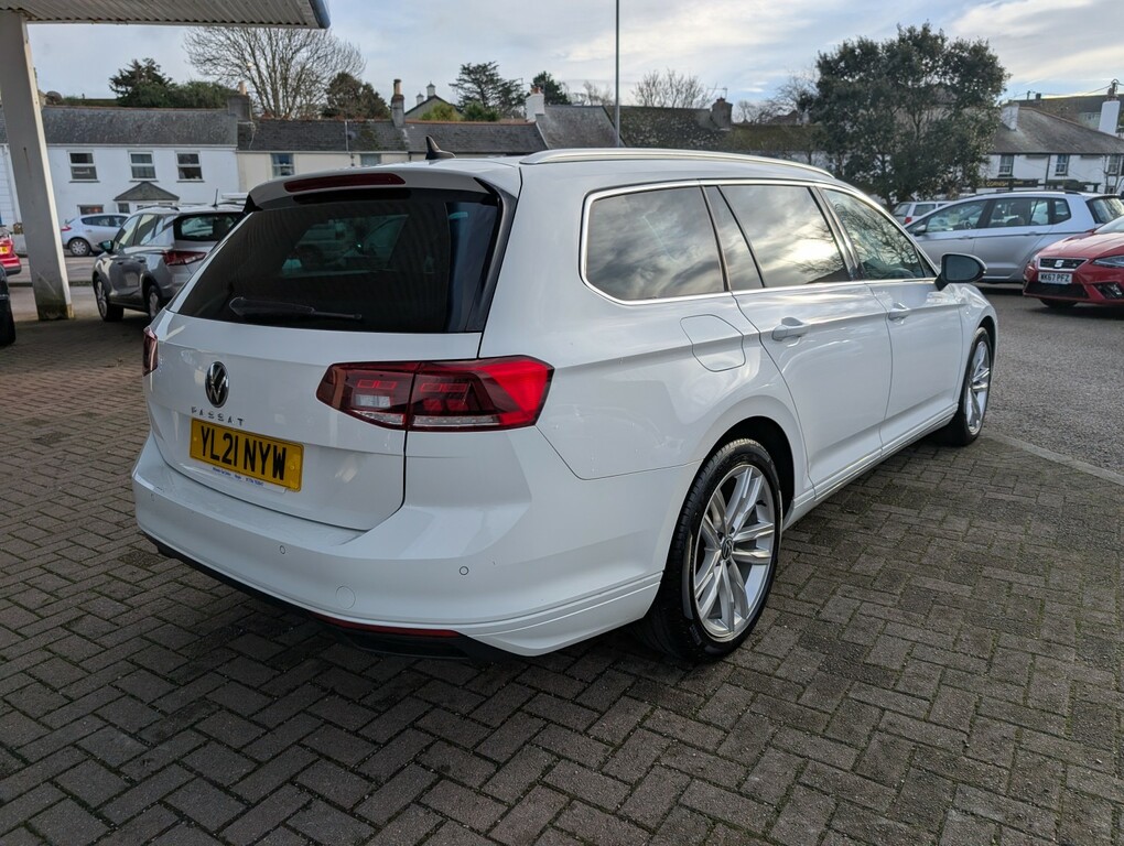 Volkswagen Passat 2.0 Tdi Evo Sel White #6