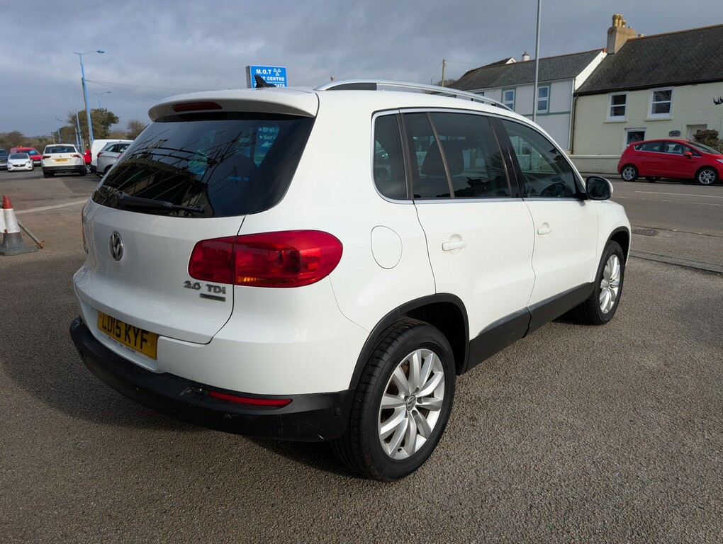 Volkswagen Tiguan 2.0 Tdi Bluemotion Tech Match LD15KYF White #4