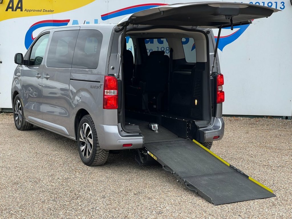 Citroen SpaceTourer 1.5L Feel M Grey