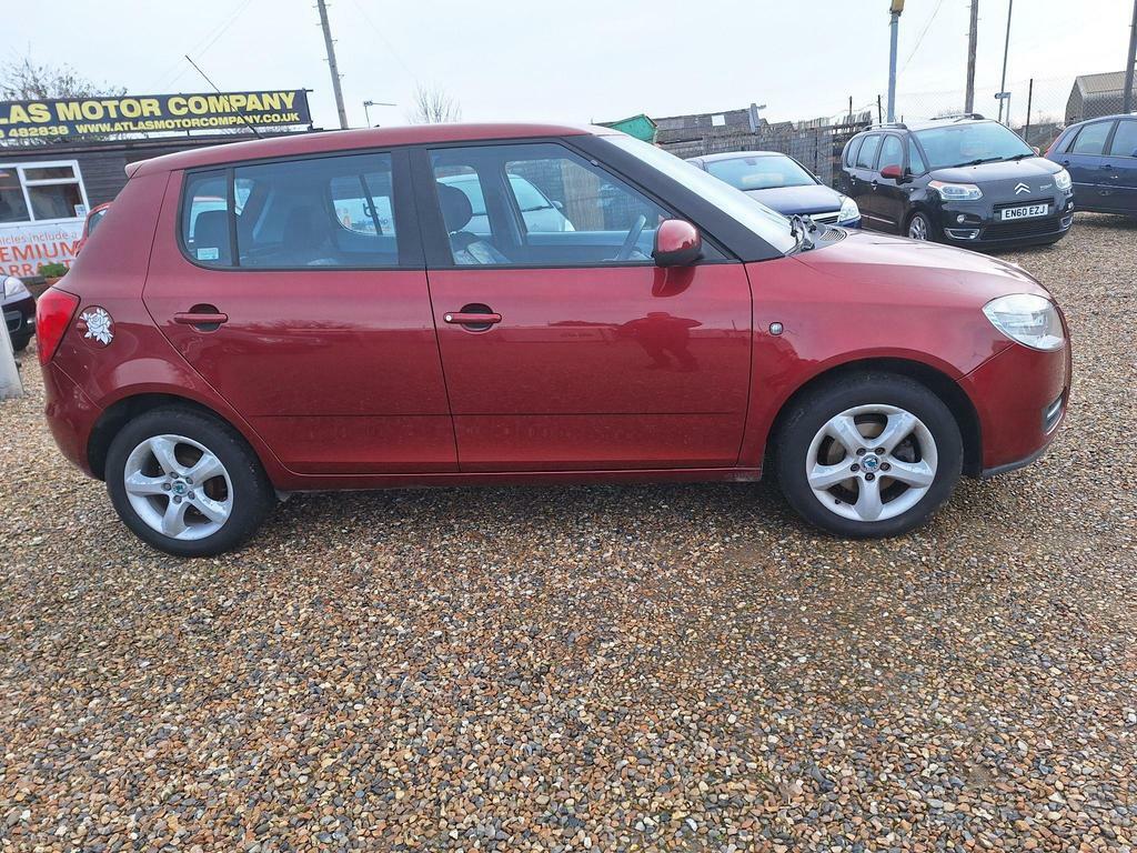 Skoda Fabia 1.6 16V 2 MJ58JXE Red #3