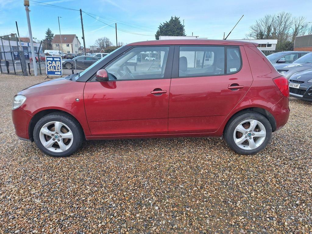 Skoda Fabia 1.6 16V 2 Red