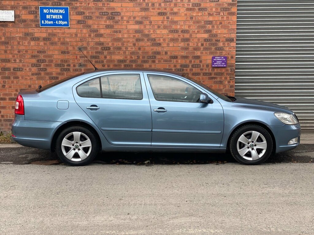 Skoda Octavia 2.0 Tdi Elegance Euro 5 Grey #5