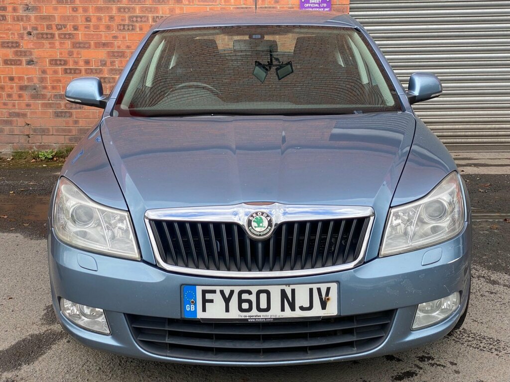 Skoda Octavia 2.0 Tdi Elegance Euro 5 Grey #3